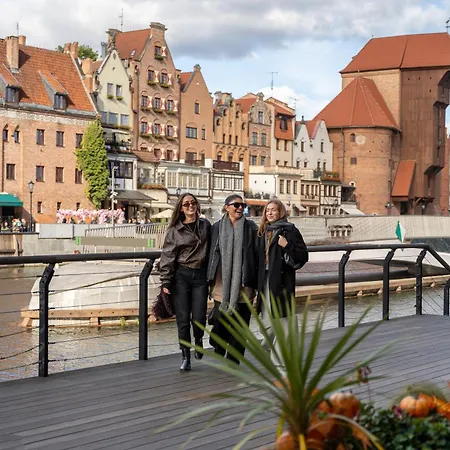 Scala Center & By Lion Apartmán