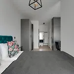 Scala Center & By Lion Apartment Gdansk