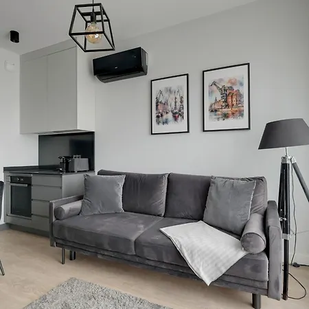 Scala Center & By Lion Apartman