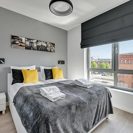 Scala Center & By Lion Apartment *