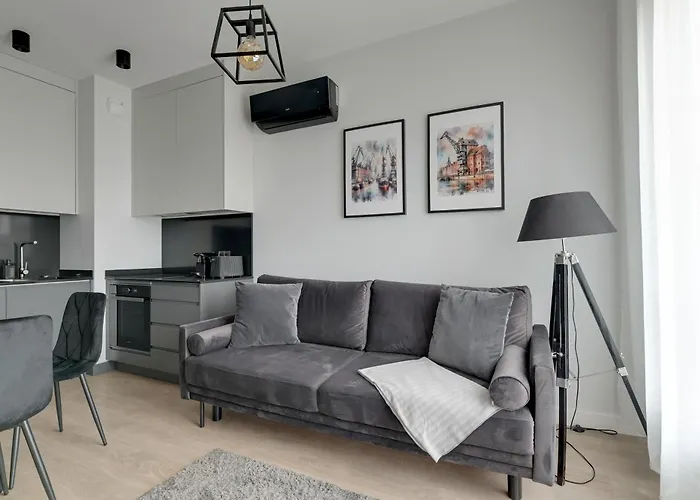 Scala Center & By Lion Apartman