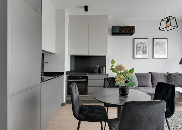 Scala Center & By Lion Apartament