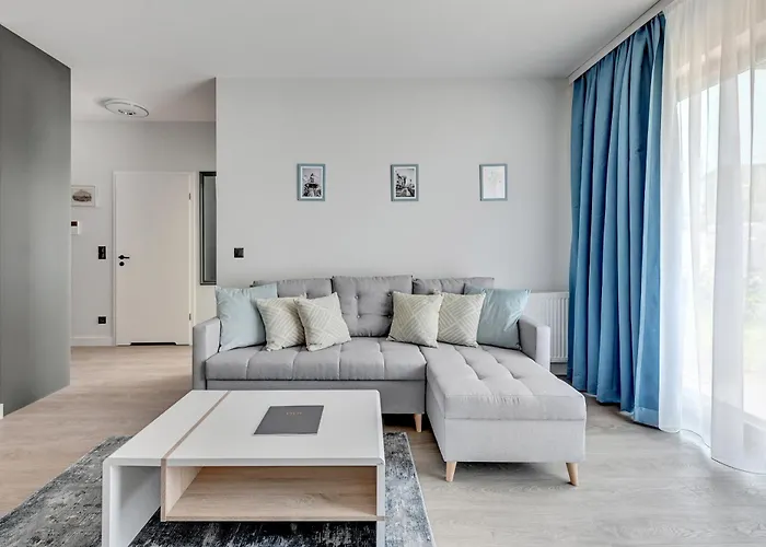 Scala Center & By Lion Apartman